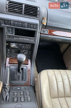 Позашляховик / Кросовер Land Rover Range Rover 1998 в Старій Вижівці