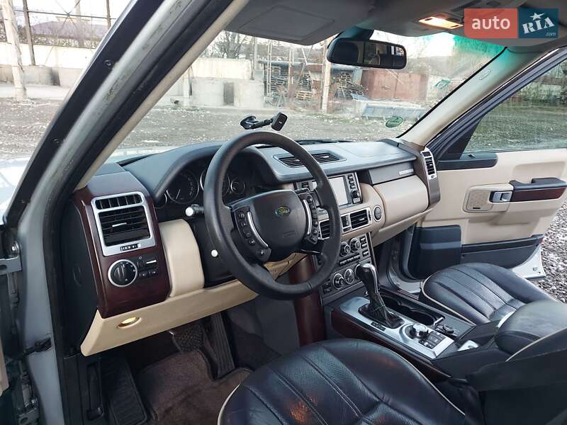 Позашляховик / Кросовер Land Rover Range Rover 2006 в Чернівцях фото 7 Позашляховик / Кросовер Land Rover Range Rover 2006 в Чернівцях