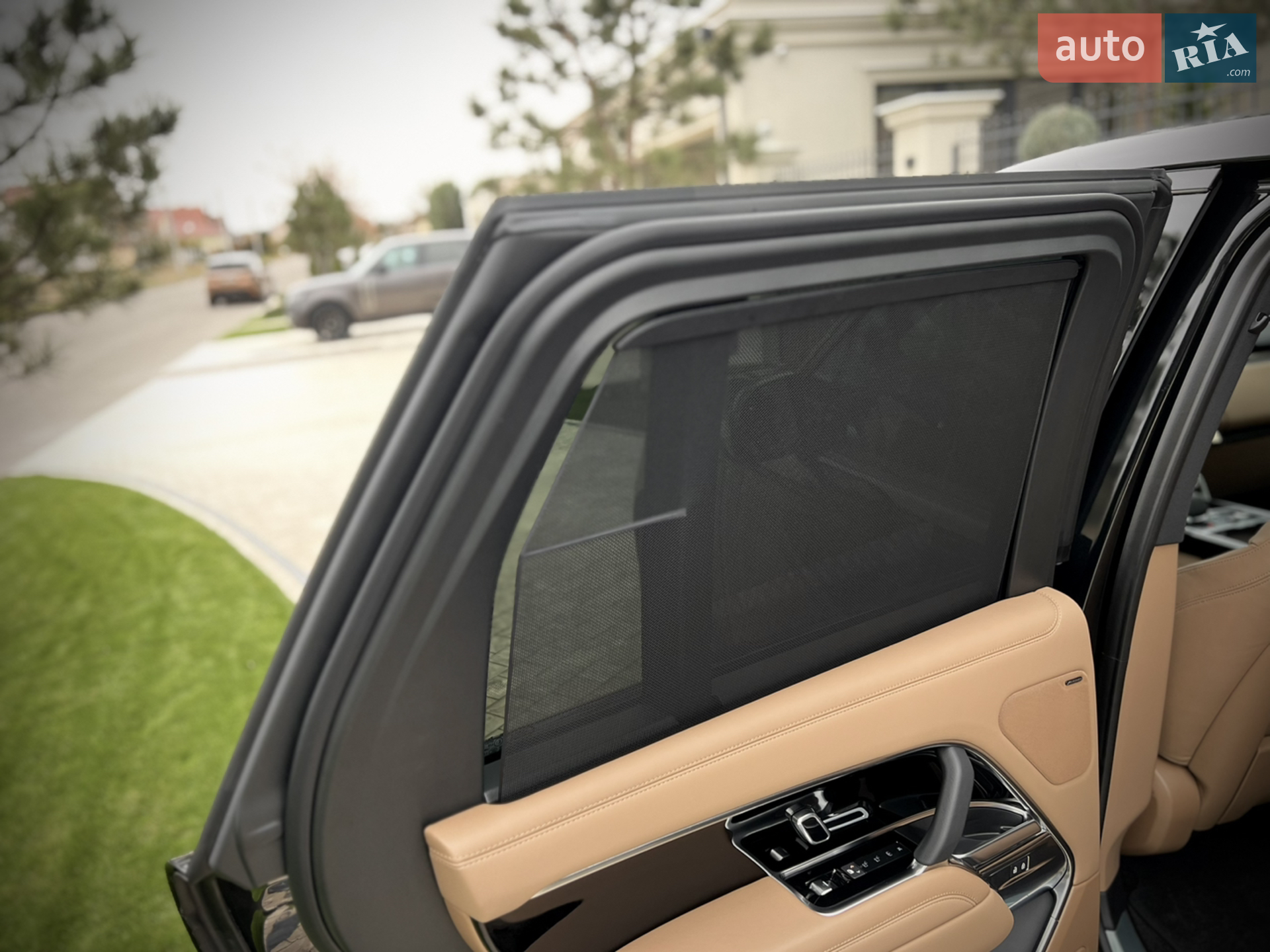 2023 Land Rover Range Rover - мініатюра 37