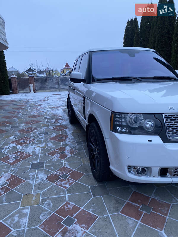 Позашляховик / Кросовер Land Rover Range Rover 2011 в Чернівцях
