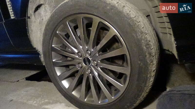 Внедорожник / Кроссовер Land Rover Range Rover 2012 в Днепре фото 60 Внедорожник / Кроссовер Land Rover Range Rover 2012 в Днепре