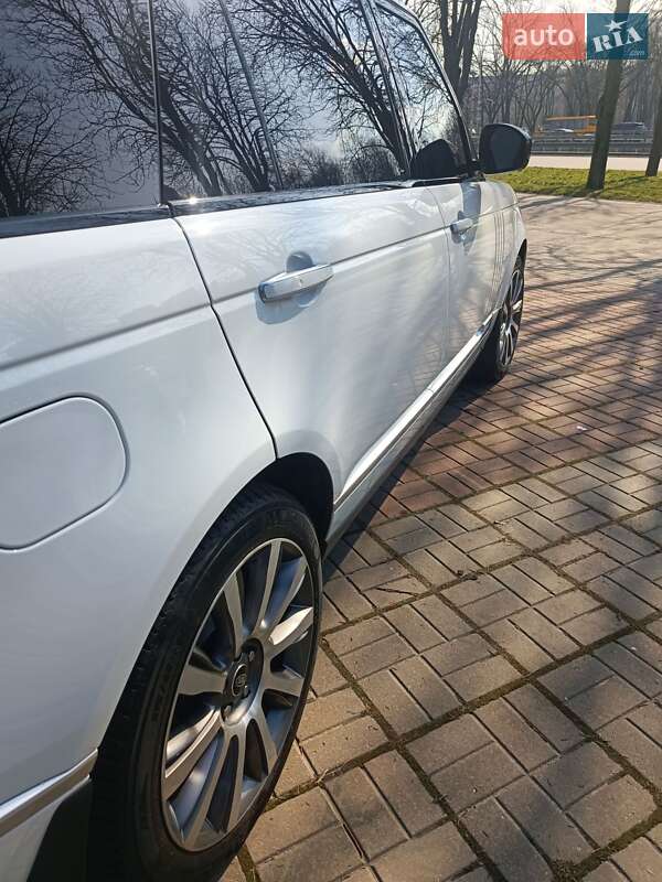 Внедорожник / Кроссовер Land Rover Range Rover 2014 в Киеве