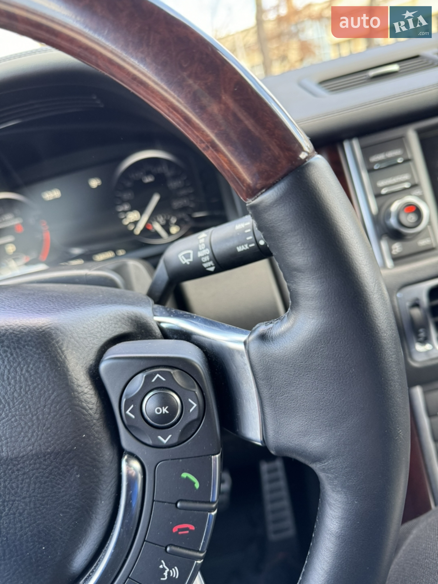 2010 Land Rover Range Rover - мініатюра 2