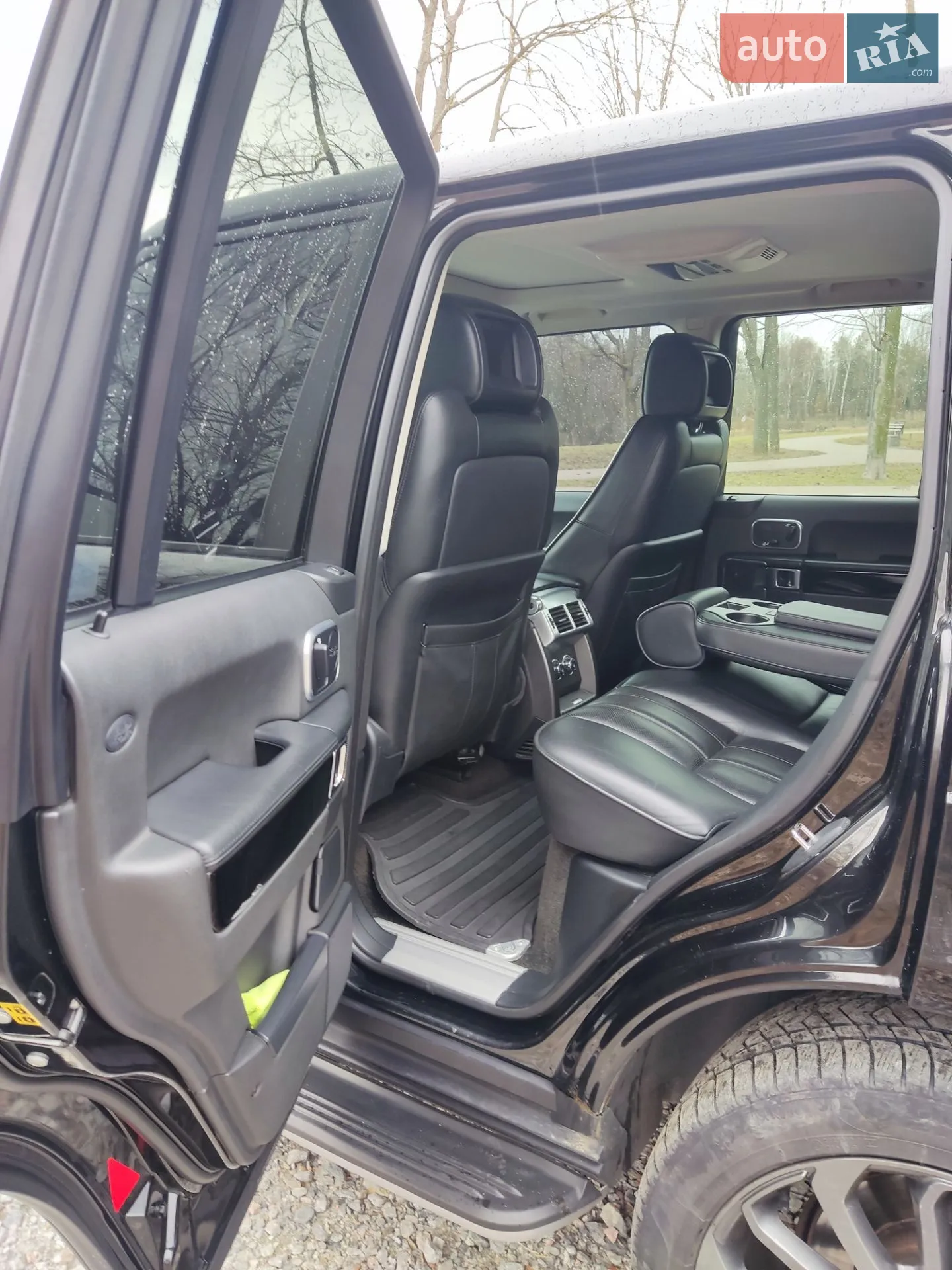 2010 Land Rover Range Rover - мініатюра 11