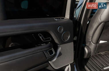 Внедорожник / Кроссовер Land Rover Range Rover 2018 в 