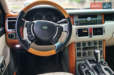 Внедорожник / Кроссовер Land Rover Range Rover 2002 в 