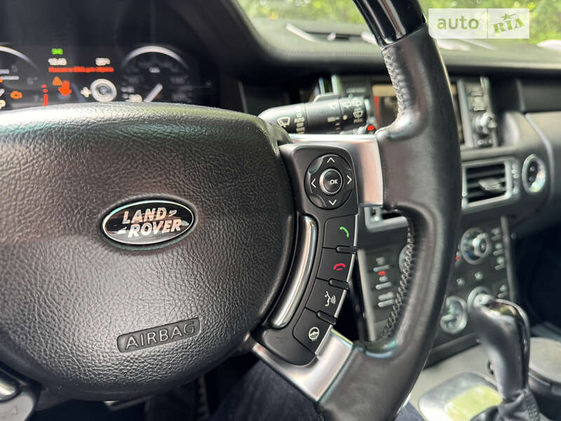 Внедорожник / Кроссовер Land Rover Range Rover 2010 в Черновцах