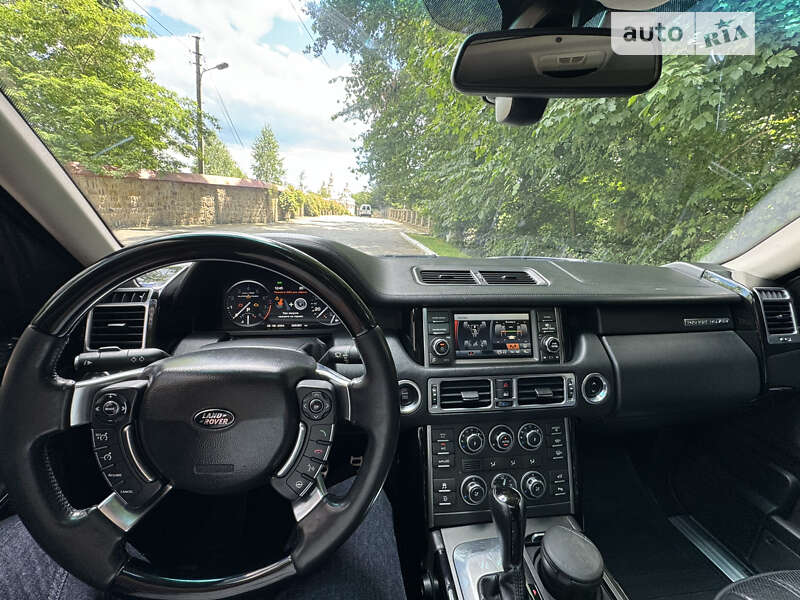 Внедорожник / Кроссовер Land Rover Range Rover 2010 в Черновцах