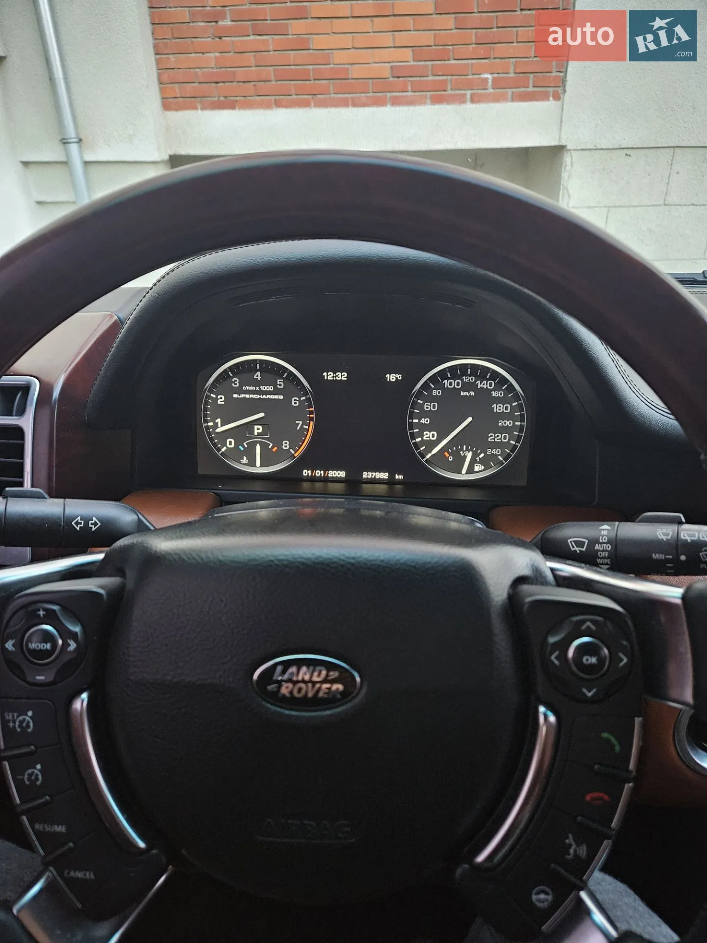 2010 Land Rover Range Rover - мініатюра 12