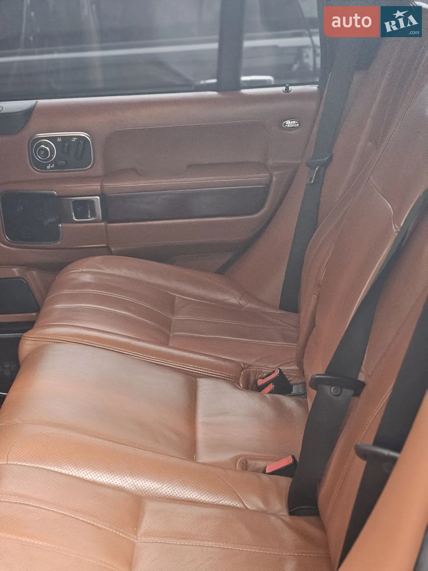 2010 Land Rover Range Rover - мініатюра 21