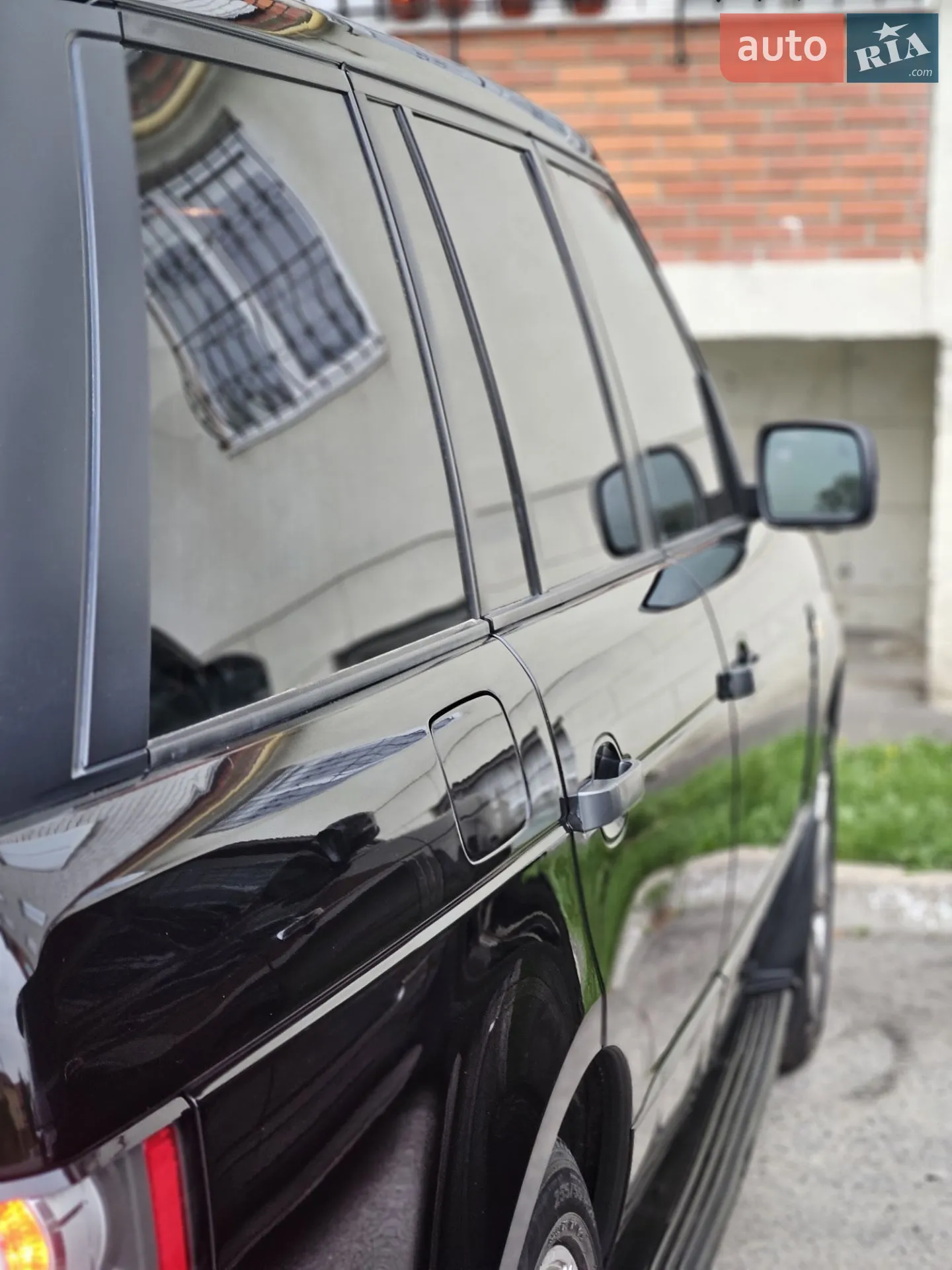2010 Land Rover Range Rover - мініатюра 29