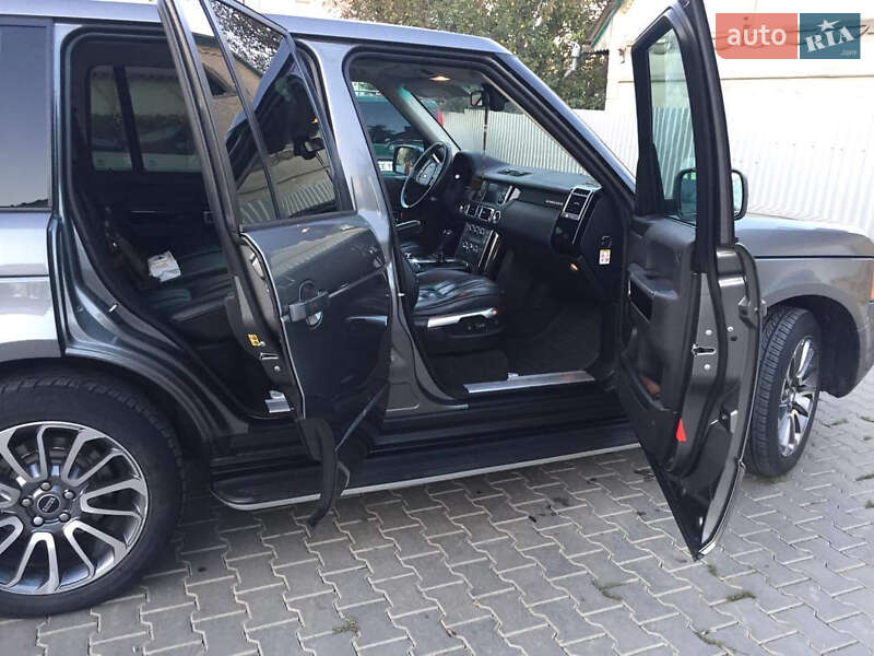 Позашляховик / Кросовер Land Rover Range Rover 2010 в Чернівцях