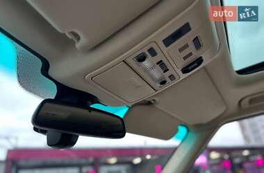 Внедорожник / Кроссовер Land Rover Range Rover 2012 в 