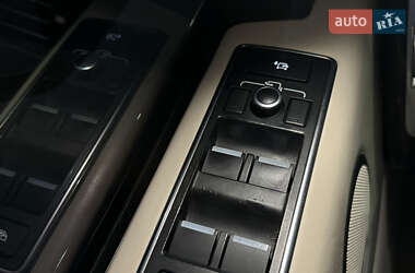 Внедорожник / Кроссовер Land Rover Range Rover 2016 в 