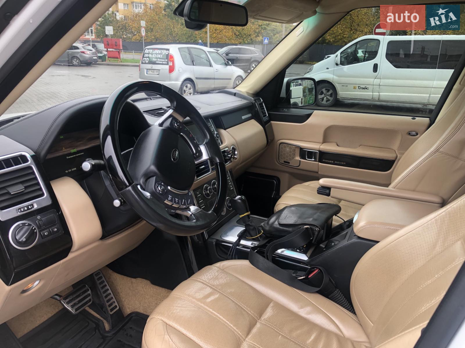 2012 Land Rover Range Rover - мініатюра 18