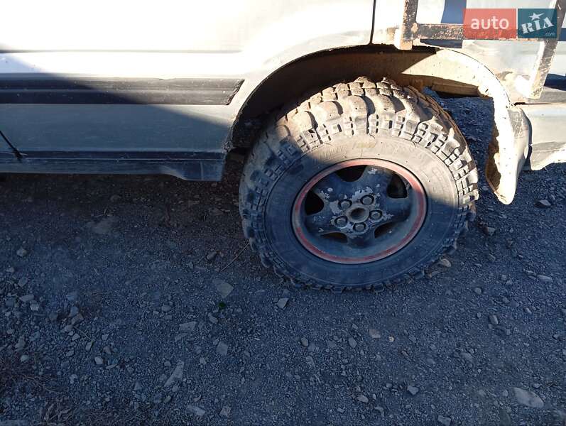 Внедорожник / Кроссовер Land Rover Range Rover 1997 в Верховине