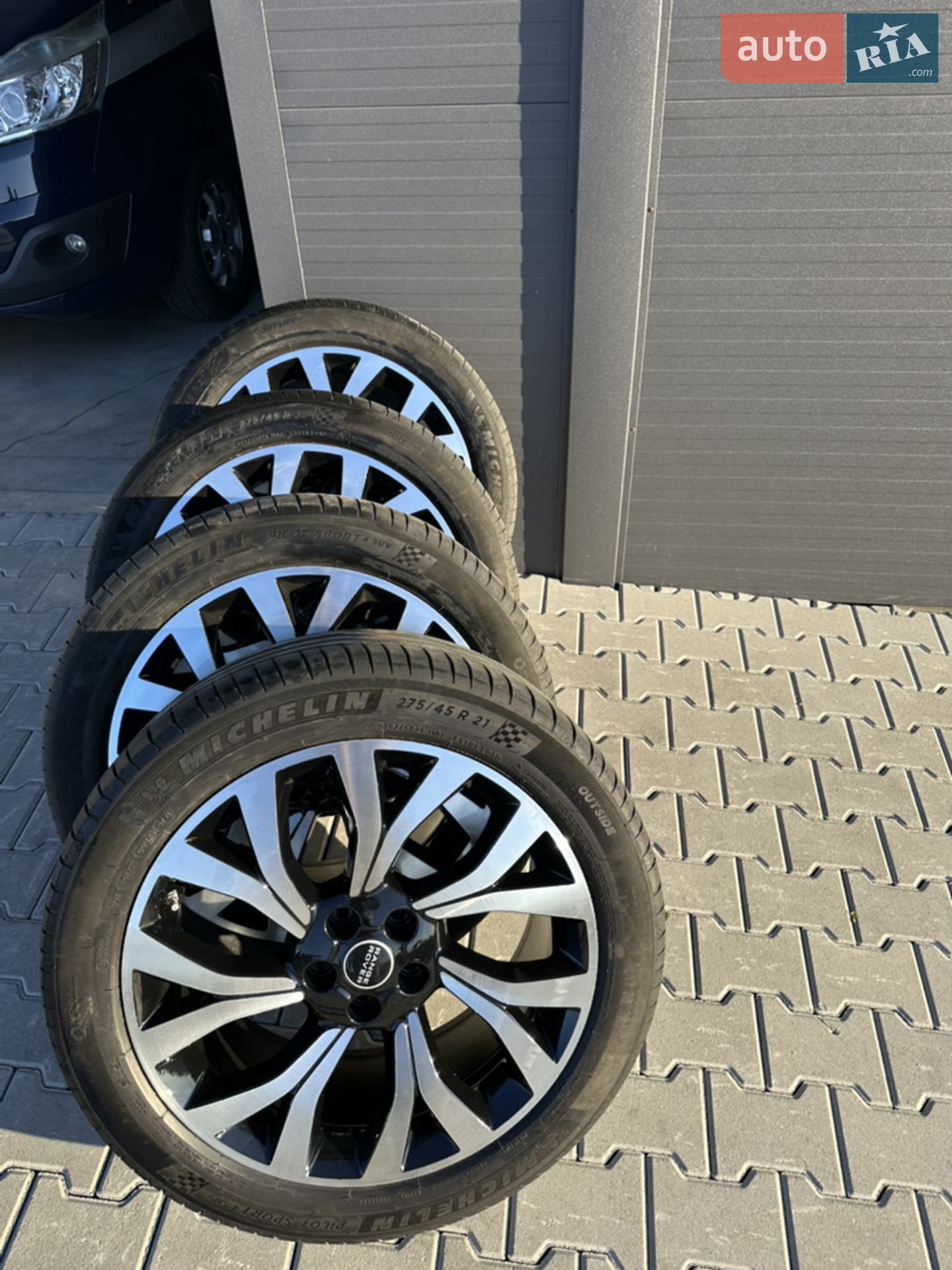 2018 Land Rover Range Rover - мініатюра 4