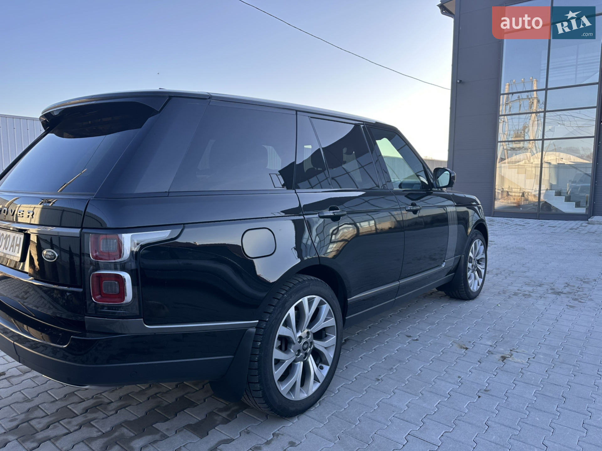 2018 Land Rover Range Rover - мініатюра 21