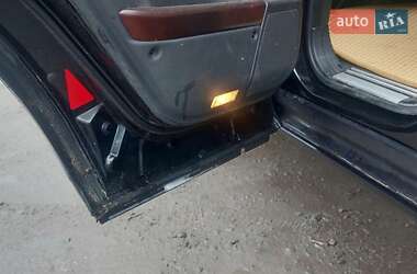 Позашляховик / Кросовер Land Rover Range Rover 2003 в 