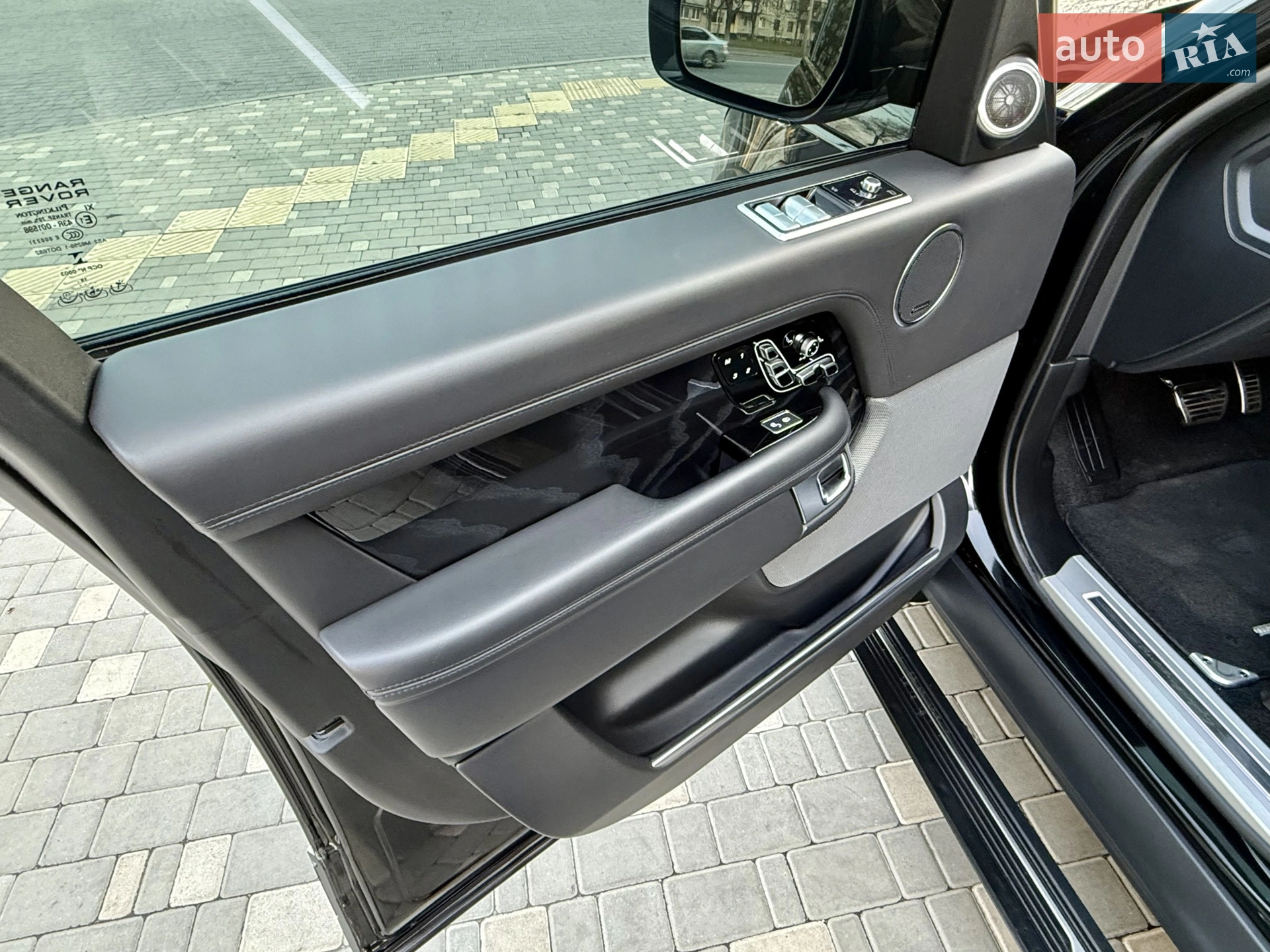 2020 Land Rover Range Rover - мініатюра 39