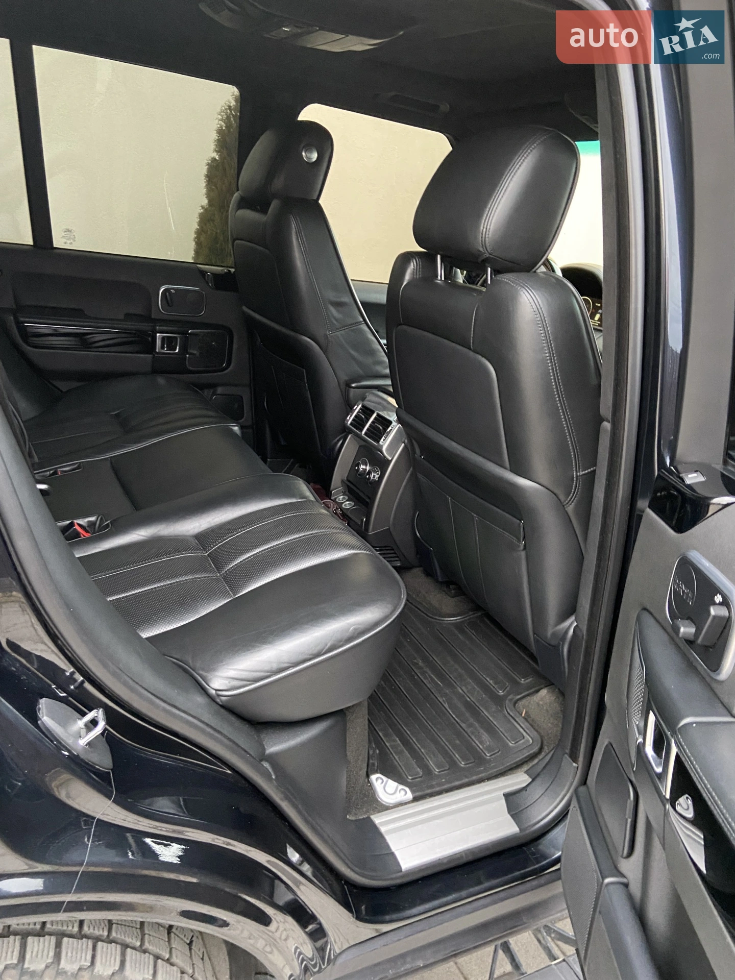 2011 Land Rover Range Rover - мініатюра 59