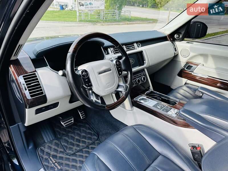 Внедорожник / Кроссовер Land Rover Range Rover 2015 в Тернополе