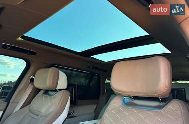 Позашляховик / Кросовер Land Rover Range Rover 2023 в 