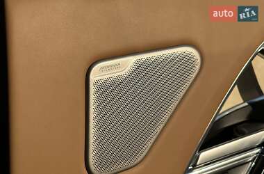 Позашляховик / Кросовер Land Rover Range Rover 2023 в 