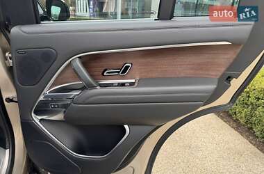 Внедорожник / Кроссовер Land Rover Range Rover 2023 в 