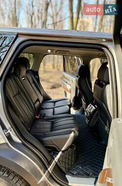 Внедорожник / Кроссовер Land Rover Range Rover 2017 в 