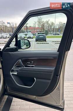 Внедорожник / Кроссовер Land Rover Range Rover 2023 в 