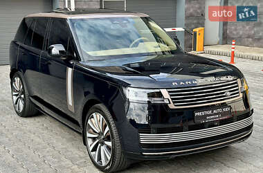 Позашляховик / Кросовер Land Rover Range Rover 2024 в 