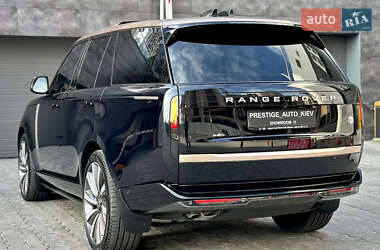 Позашляховик / Кросовер Land Rover Range Rover 2024 в 