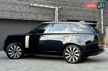 Позашляховик / Кросовер Land Rover Range Rover 2024 в 