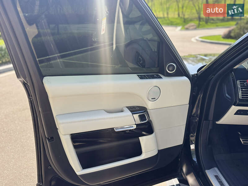 Внедорожник / Кроссовер Land Rover Range Rover 2017 в Киеве