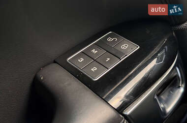 Внедорожник / Кроссовер Land Rover Range Rover 2015 в 