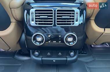 Позашляховик / Кросовер Land Rover Range Rover 2021 в 