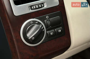 Позашляховик / Кросовер Land Rover Range Rover 2011 в 