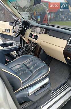 Внедорожник / Кроссовер Land Rover Range Rover 2004 в 