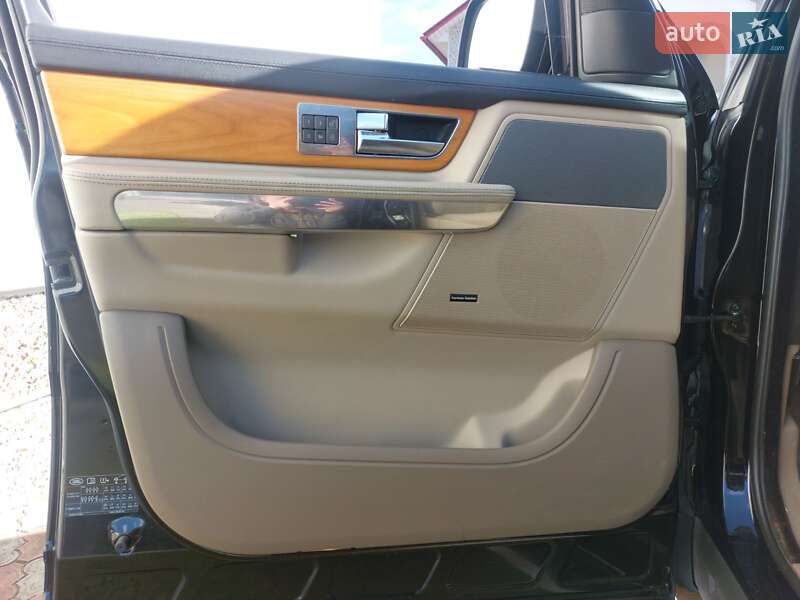 Позашляховик / Кросовер Land Rover Range Rover 2011 в Калуші