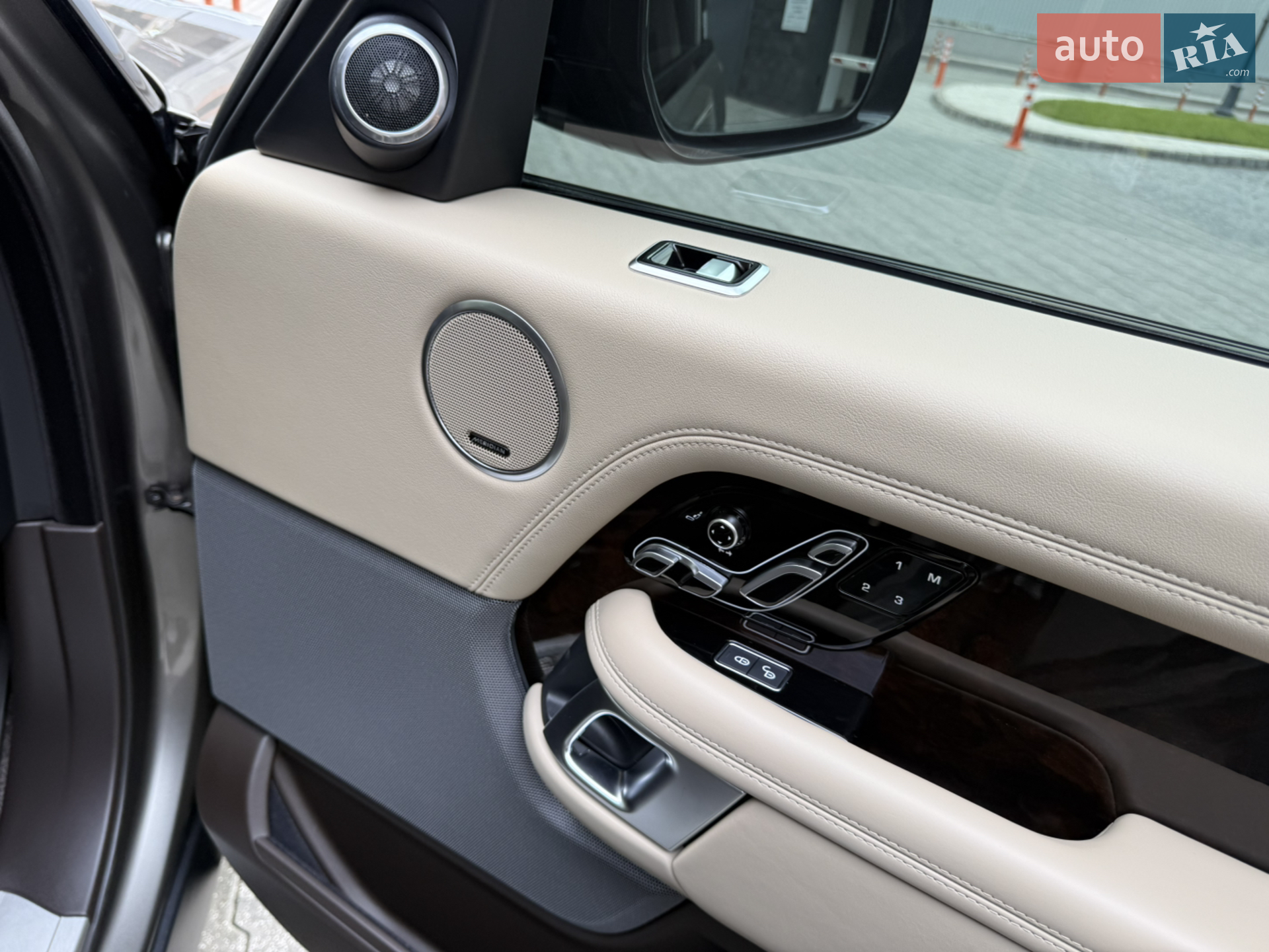 2020 Land Rover Range Rover - мініатюра 49