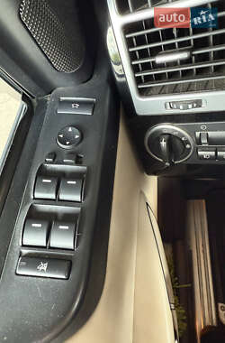 Позашляховик / Кросовер Land Rover Range Rover 2011 в 