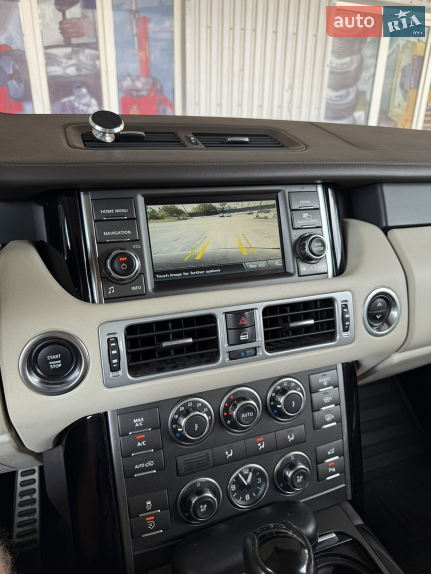 2011 Land Rover Range Rover - мініатюра 11
