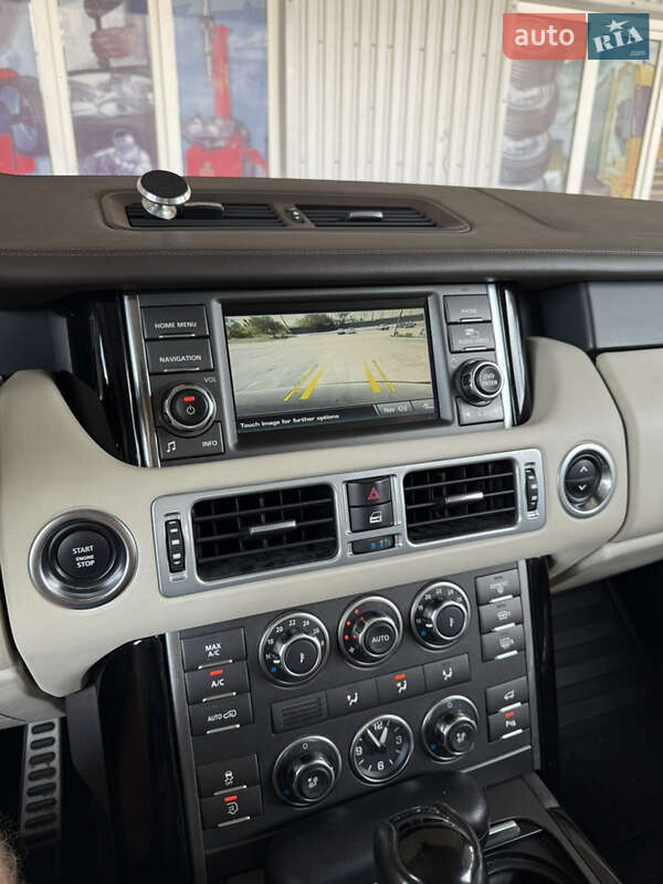 Позашляховик / Кросовер Land Rover Range Rover 2011 в Києві