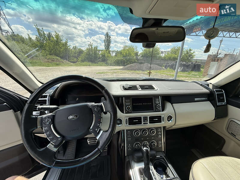 Позашляховик / Кросовер Land Rover Range Rover 2011 в Києві