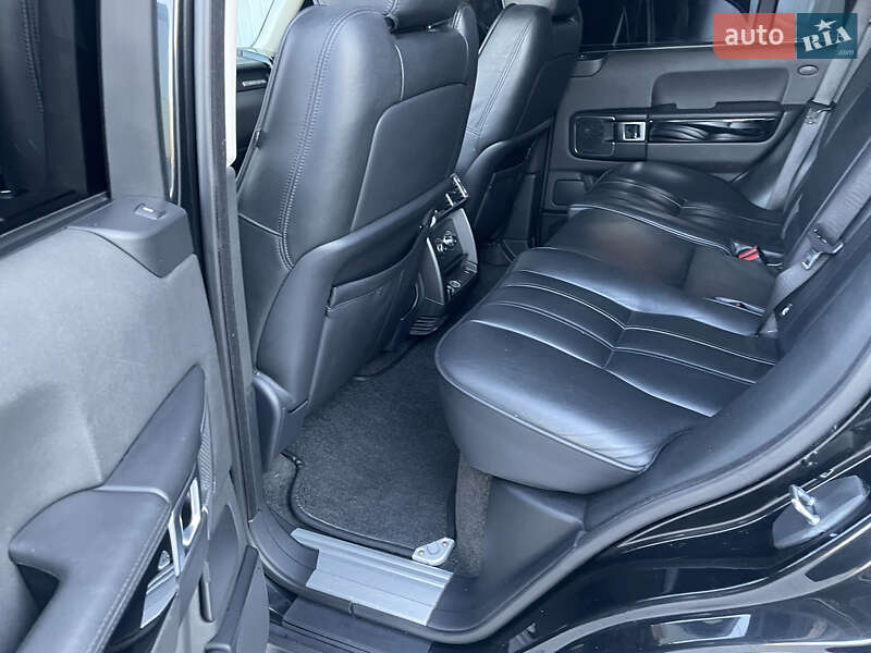 Внедорожник / Кроссовер Land Rover Range Rover 2010 в Виннице