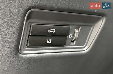 Внедорожник / Кроссовер Land Rover Range Rover 2015 в 