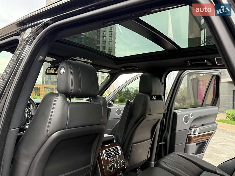Внедорожник / Кроссовер Land Rover Range Rover 2015 в Киеве
