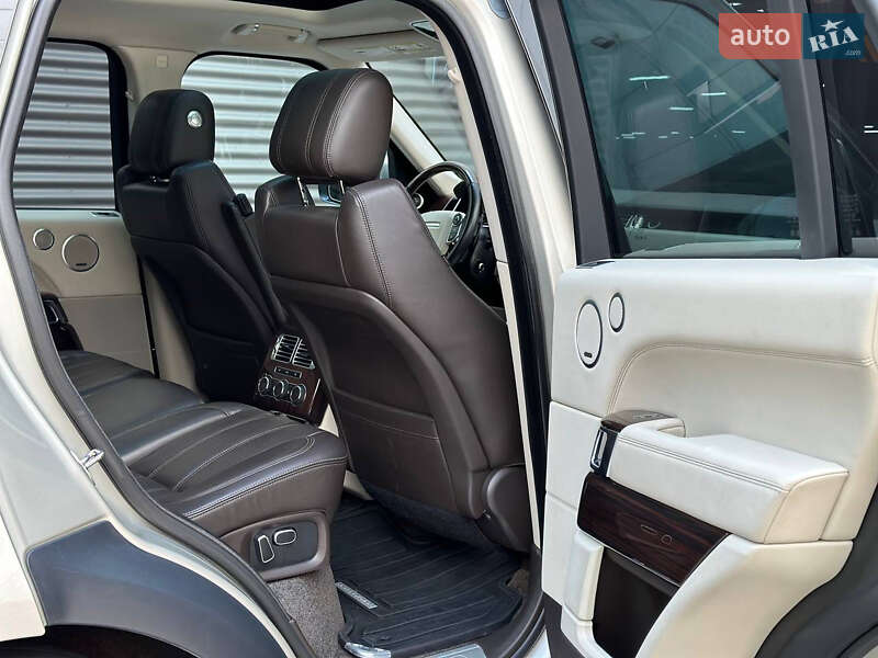 Позашляховик / Кросовер Land Rover Range Rover 2014 в Києві