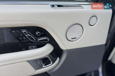 Внедорожник / Кроссовер Land Rover Range Rover 2019 в 